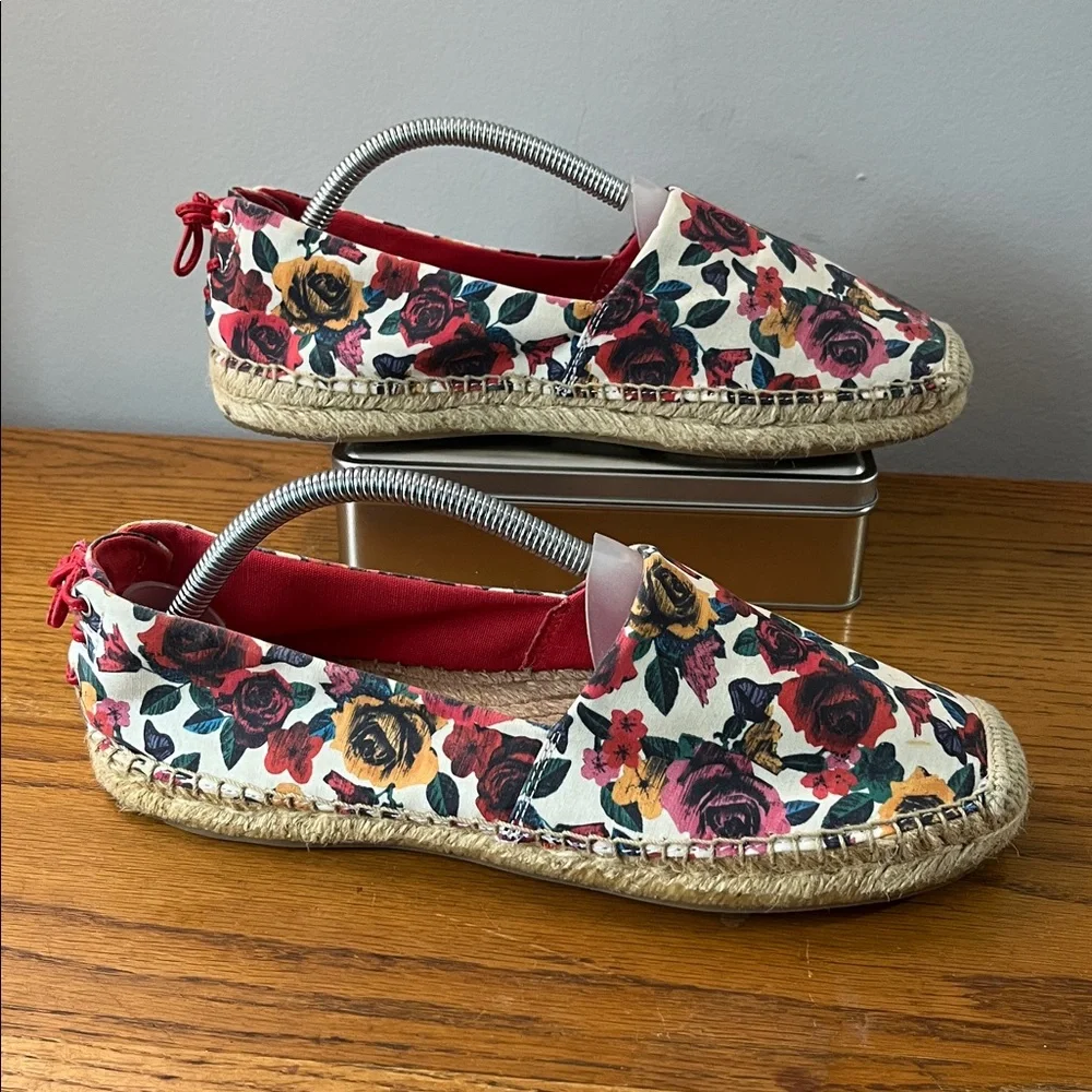 Vera Bradley Lace-Back Espadrilles Havana Rose Floral Size 10